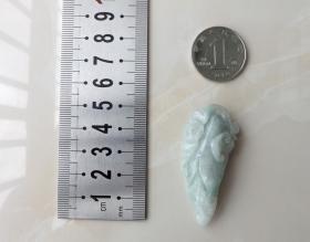 【終身保真 工廠自銷 】 純天然緬甸A貨翡翠 糯冰種 金玉滿堂吊墜掛件 手工雕刻精品 【 贈送證書 】 支持全國權威機構復檢 , 如假終身包退,假一賠十。同樣種水的商場售價都在五百元以上,限量特價起拍,雕刻手工錢都不夠 編號:18